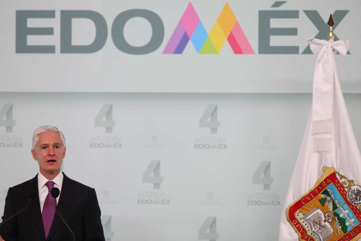 Alfredo Del Mazo resaltó los beneficios del Salario Rosa a las mujeres.