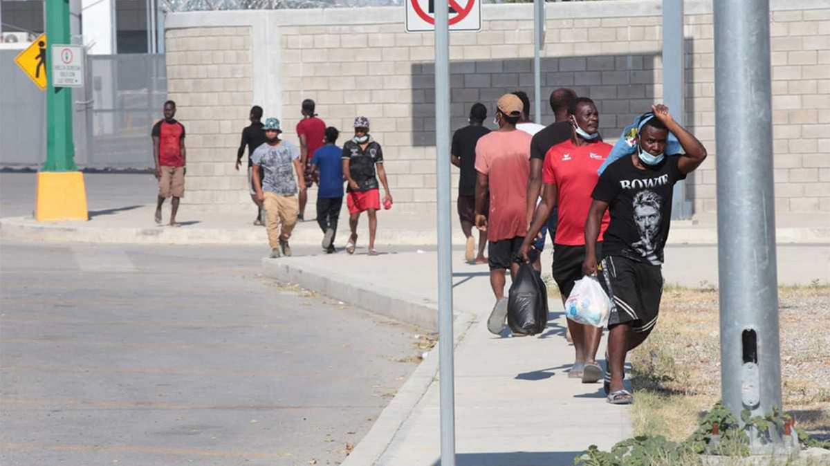 Migrantes se quedan en México, ante incremento de deportaciones en EU