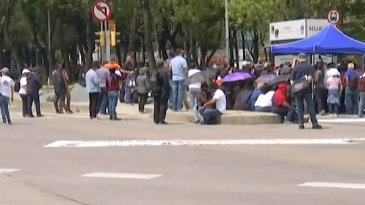 En CdMx, protestan trabajadores de la Secretaría de Cultura; piden respeto a acuerdos laborales