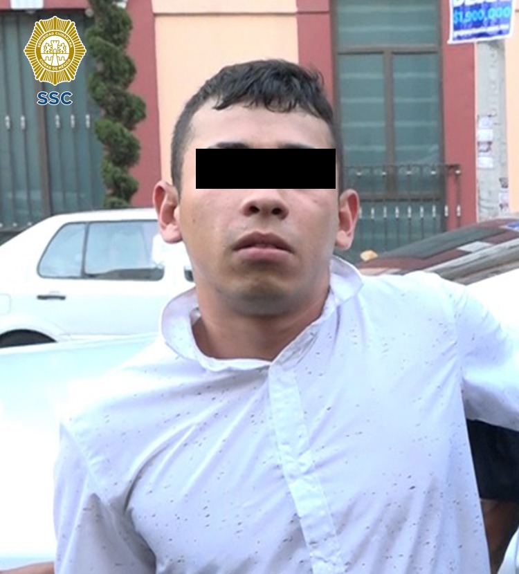 El hombre amagó con un arma punzocortante a su víctima.