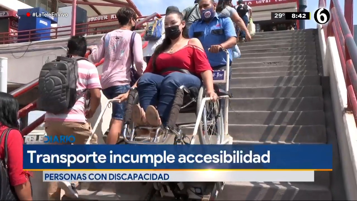 Transporte público en Nuevo León: un problema para personas con discapacidad