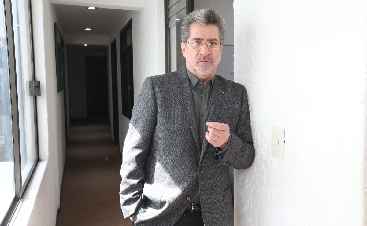 El escritor y editor Rafael Pérez Gay. (Foto: Javier Ríos)