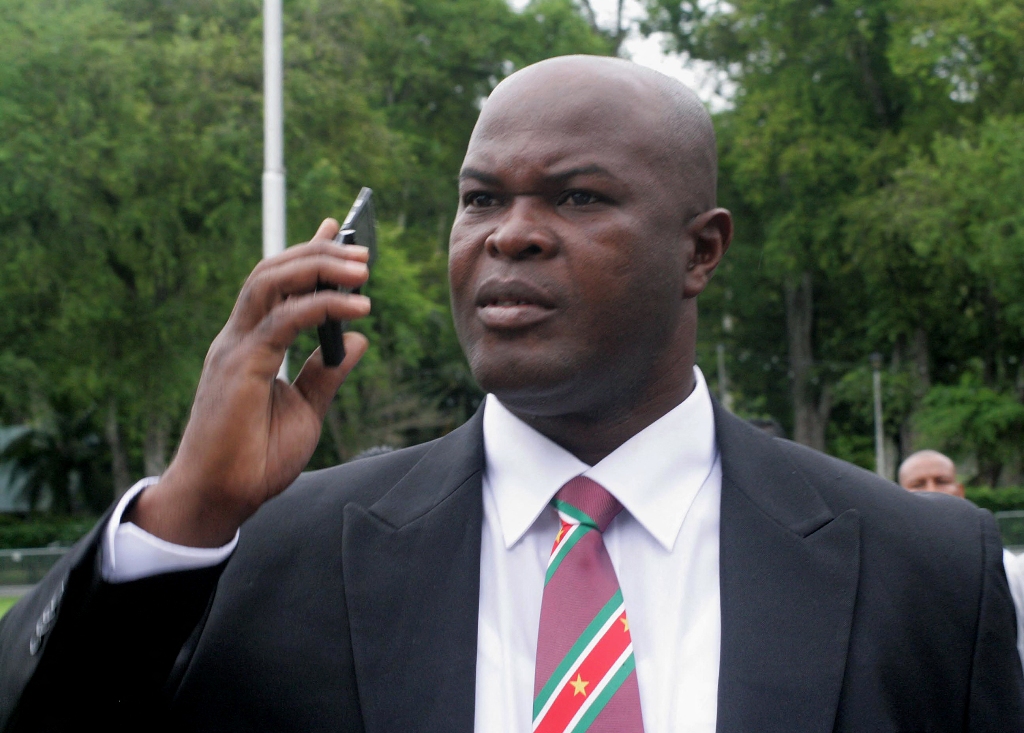 Ronnie Brunswijk, vicepresidente de Surinam (AFP)