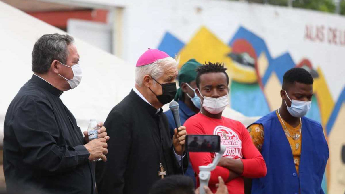 Arzobispo pide a las autoridades apoyar a migrantes haitianos