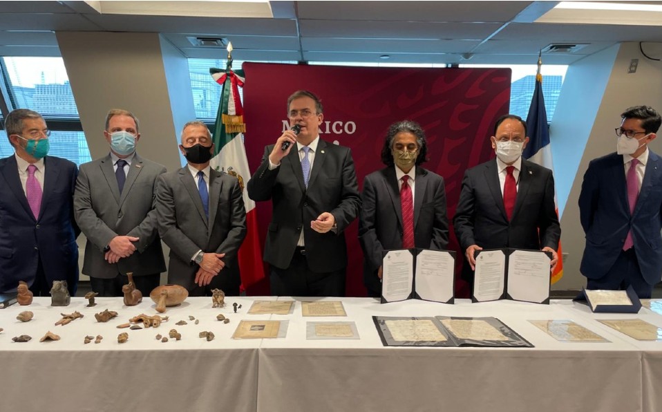 Los manuscritos de Hernán Cortés fueron recuperados de diversas casas de subasta, que ya los ofertaban en Nueva York. | Especial