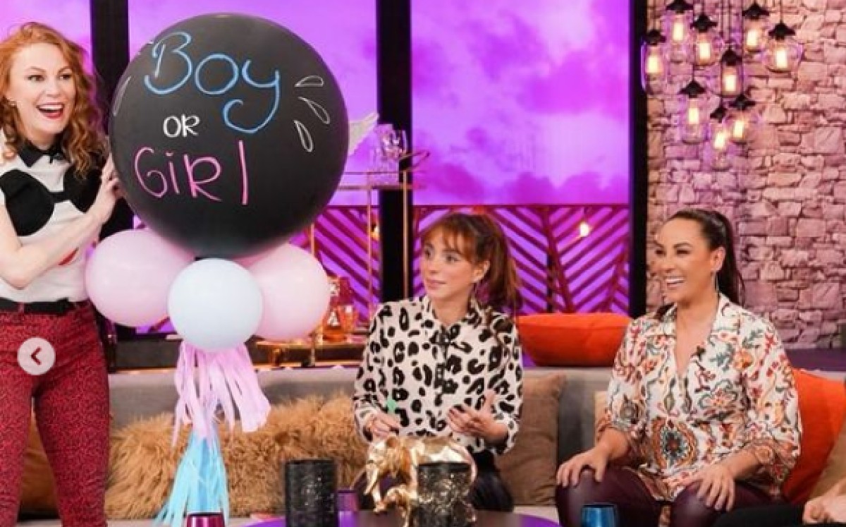 Natalia Téllez revela el sexo de su bebé en programa en vivo de 'Netas Divinas' (Especial)