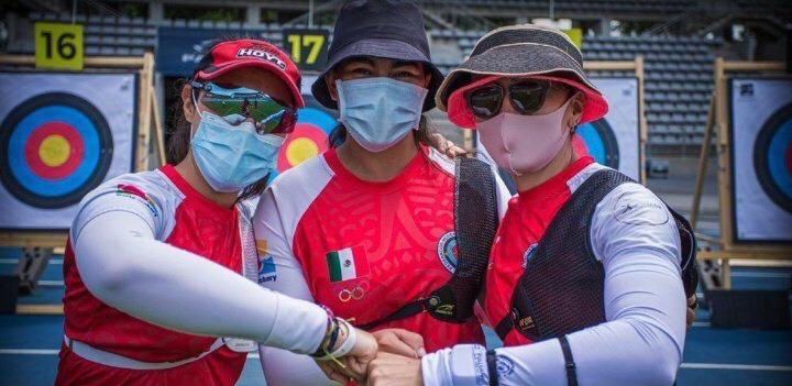 Alejandra Valencia, Aída Román y Ana Paula Vázquez consiguen la plata en Yankton (Twitter @OlimpismoMex)