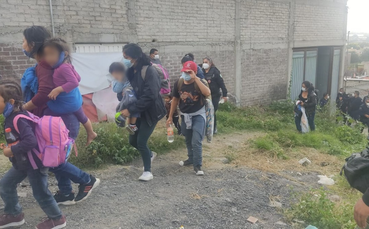 Fueron trasladados para su valoración médica.