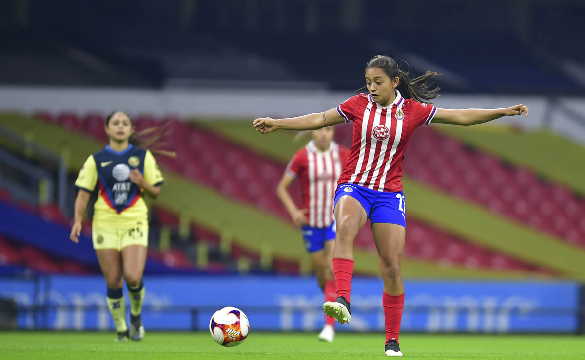 Kinberly Guzmán, jugadora de Chivas femenil (Mexsport)