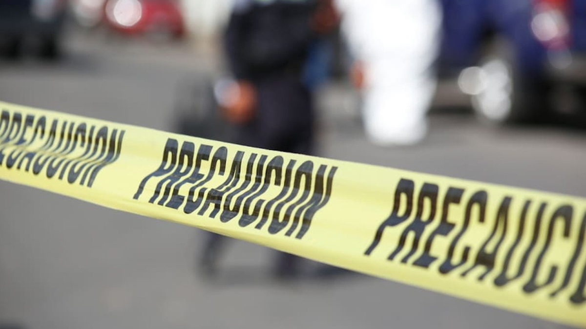 Policía estatal atropella a un motociclista en Totimehuacán, Puebla