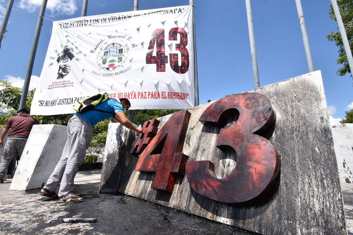 El 26 de septiembre se cumplen siete años de la desaparición de los normalistas de Ayotzinapa. (Cuartoscuro)