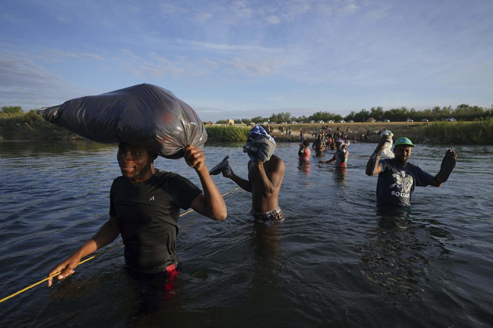 Todos los migrantes en Del Rio, Texas, han sido desalojados | AFP