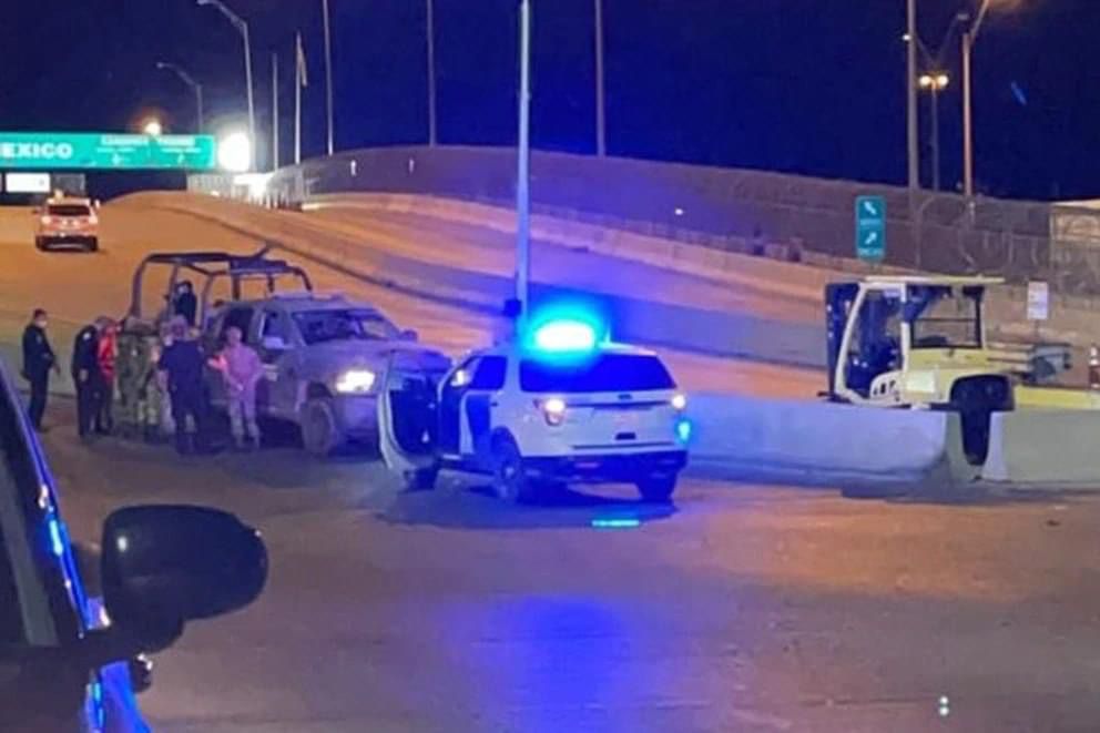 Agentes de la patrulla fronteriza les marcaron el alto. (Blanca Carmona)