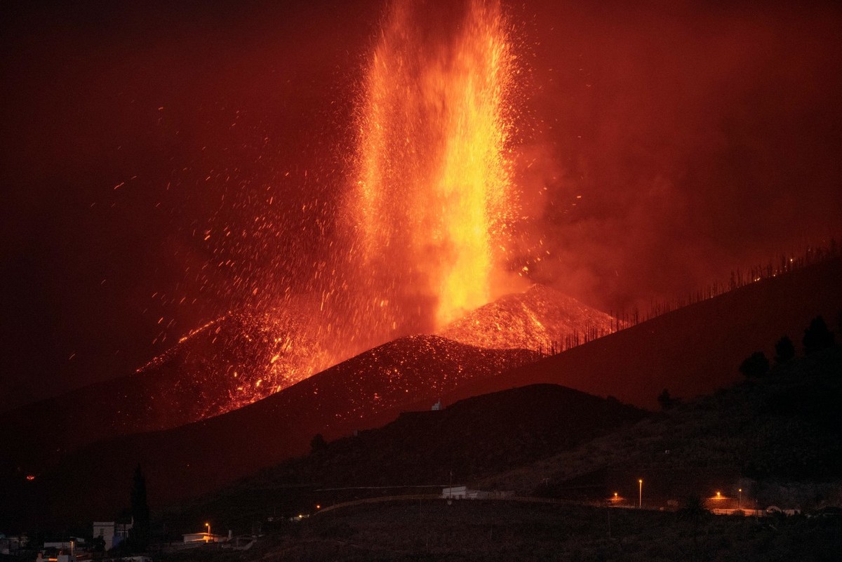 El volcán entra en una nueva fase y se vuelve más agresivo | AFP
