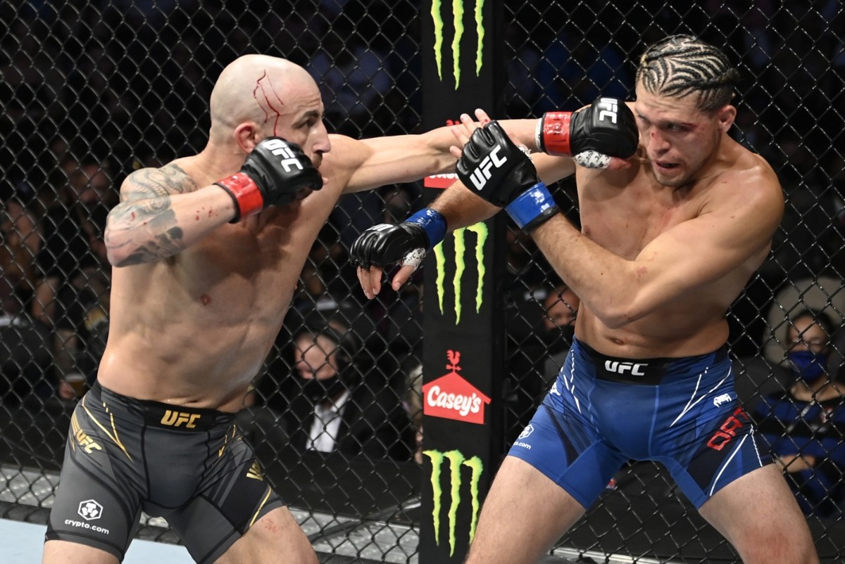 Alexander Volkanovski (Twitter: UFC)