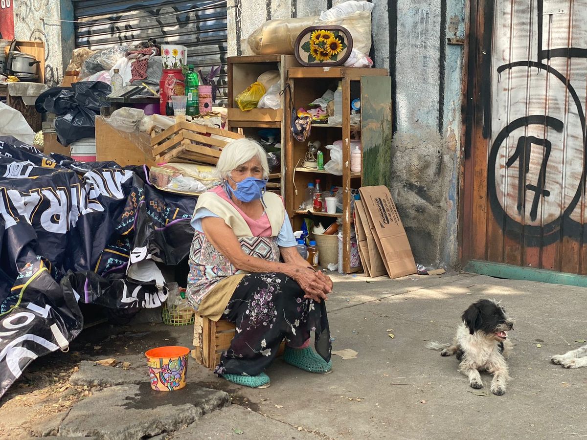 María fue desalojada de su hogar | César García