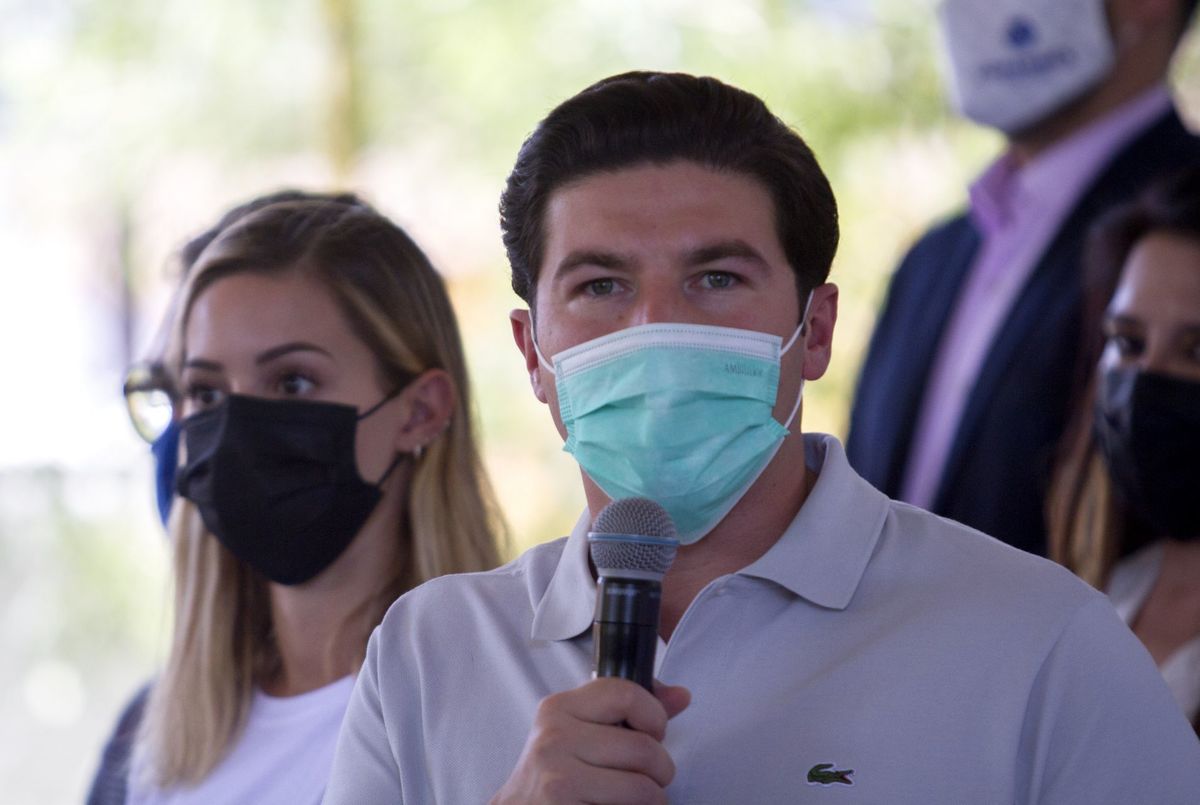 Samuel García, gobernador electo de Nuevo León, junto a su esposa, Mariana Rodríguez. (Cuartoscuro)