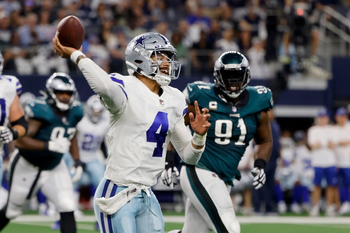 Dak Prescott brilla en triunfo de los Cowboys (AP)