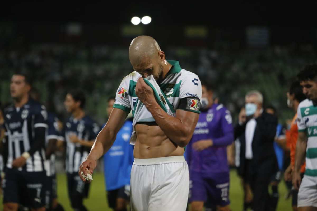 Matheus Dória Macedo, defensa central de Santos Laguna. (Rolando Riestra)