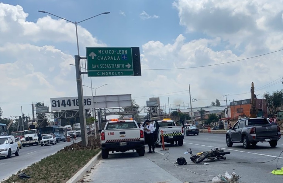 El accidente se registró a la altura de la colonia Jardines de Miraflores. (Juan Munguía)
