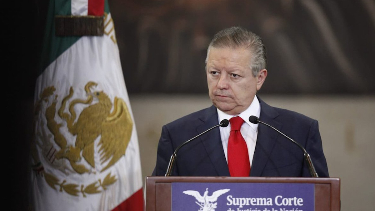 Arturo Zaldívar recibe a ex funcionarios de Conacyt denunciados por FGR