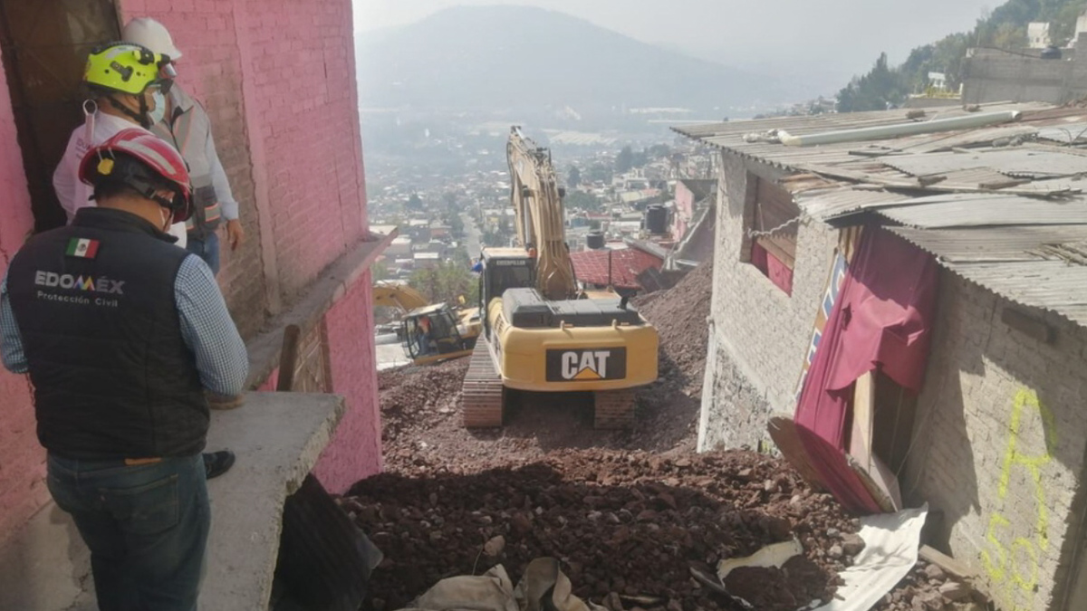 Colocan más de 10 mil toneladas de rocas en la zona cero