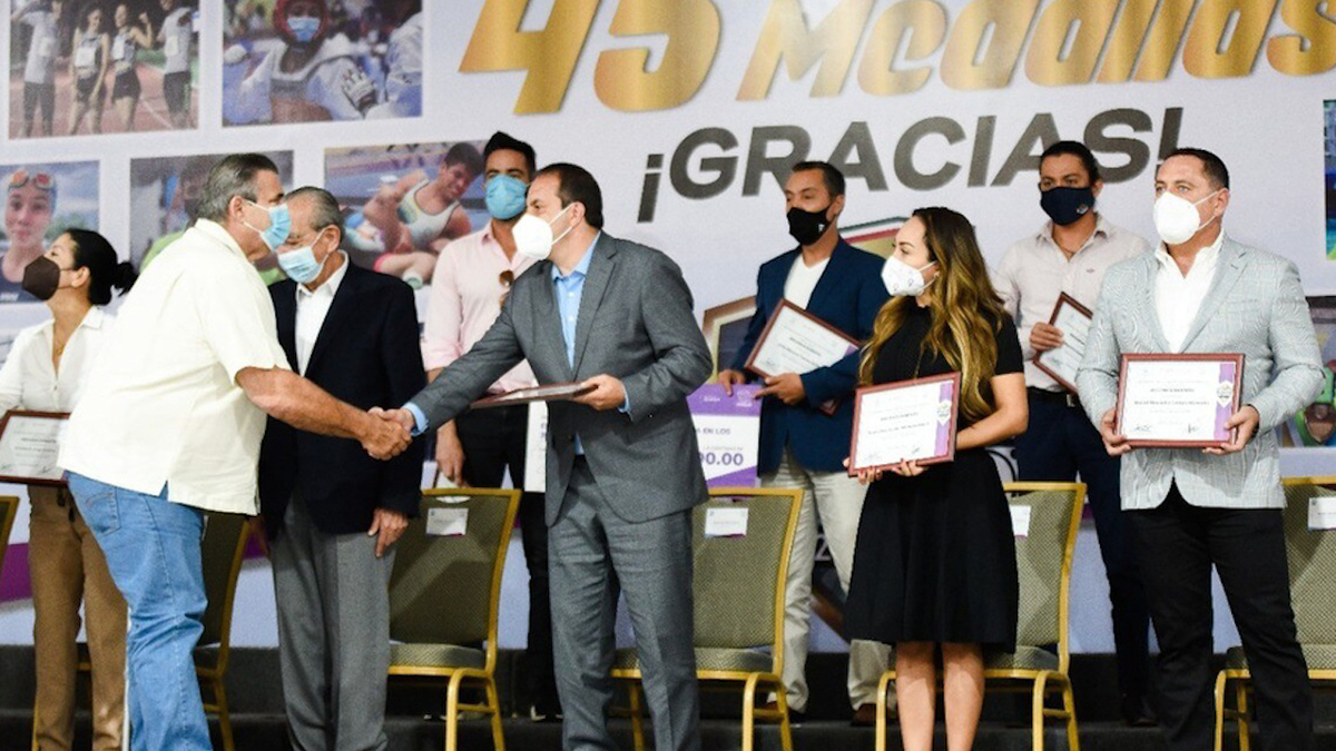 Cuauhtémoc Blanco reconoce a medallistas de los Juegos Nacionales Conade 2021