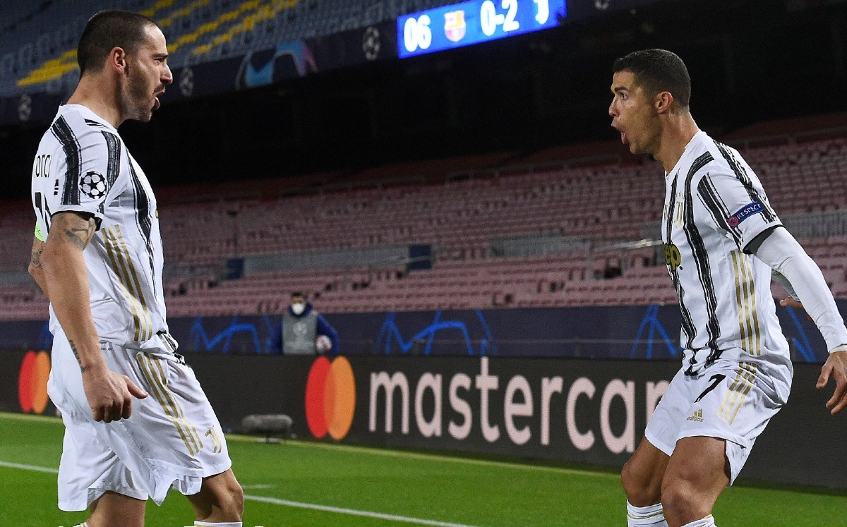 Leonardo Bonucci y Cristiano Ronaldo (AFP)