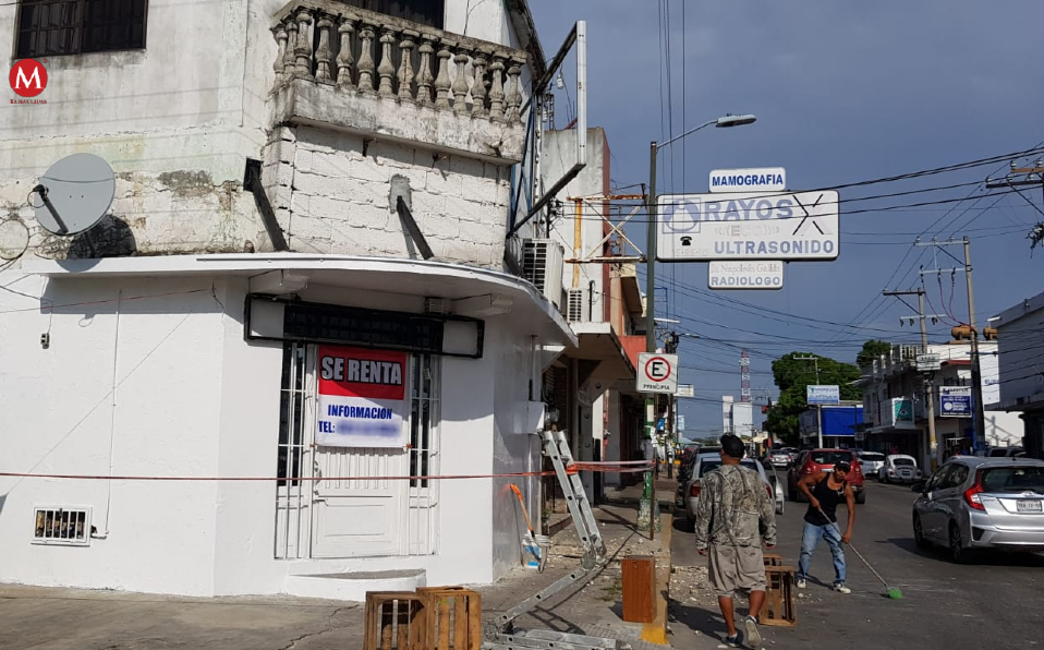 Marquesinas se convierten en un peligro a la población
