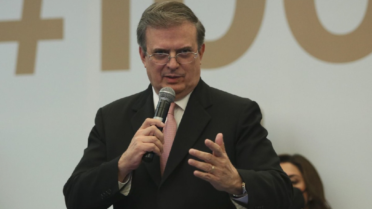 México dará refugio a más de 13 mil haitianos, informa Ebrard ante Senado