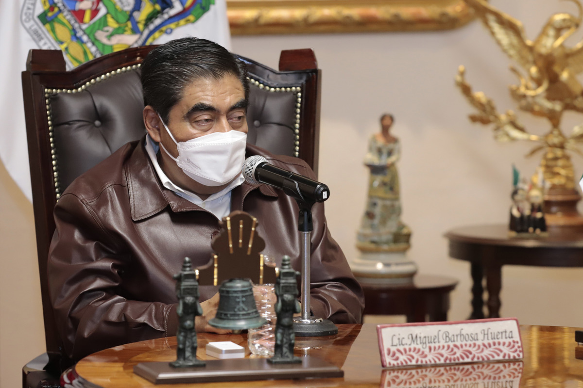 Miguel Barbosa Huerta, gobernador de Puebla. (Especial)