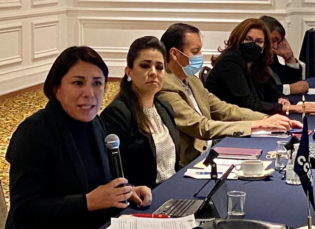 Se reunió con integrantes de la Comisión de Enlace Legislativo del Consejo Coordinador Empresarial del Estado de México. (Especial)
