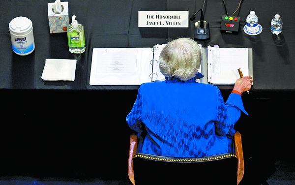 Janet Yellen, secretaria del Tesoro, alertó que el gobierno puede quedarse sin efectivo el 18 de octubre. Kevin Dietsch/Reuters