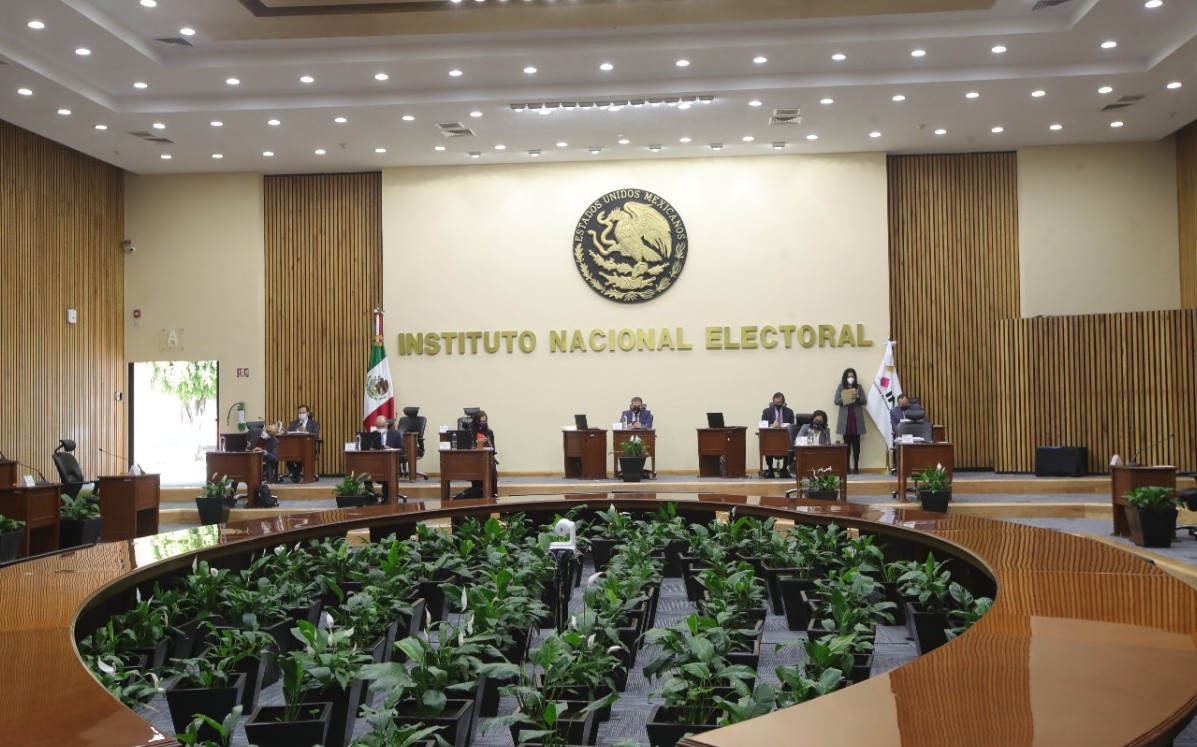 Lorenzo Córdova informó que acudirá a San Lázaro tras ser convocado para explicar el presupuesto que requieren el próximo año. | Especial
