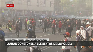 Anarquistas lanzan bombas molotov contra policías de la CdMx