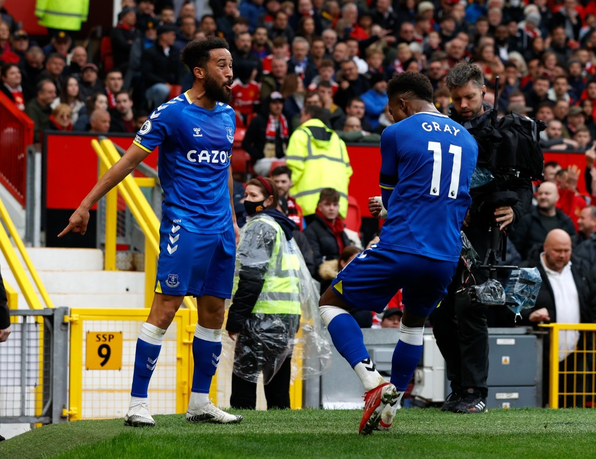 Andros Townsend  celebrando un gol en Old Trafford (Reuters)