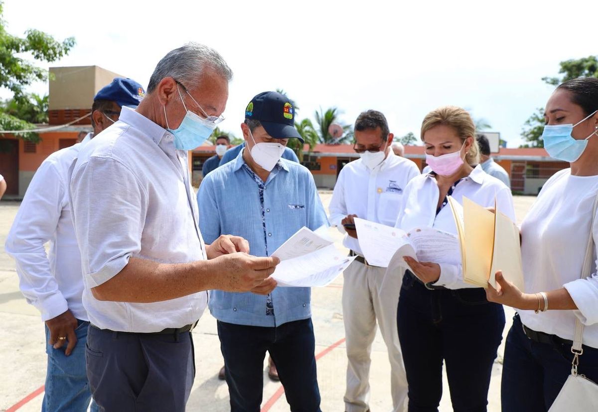El gobernador explicó que la coordinación entre el estado y el gobierno municipal imprescindible para su atención en beneficio de las familias y visit