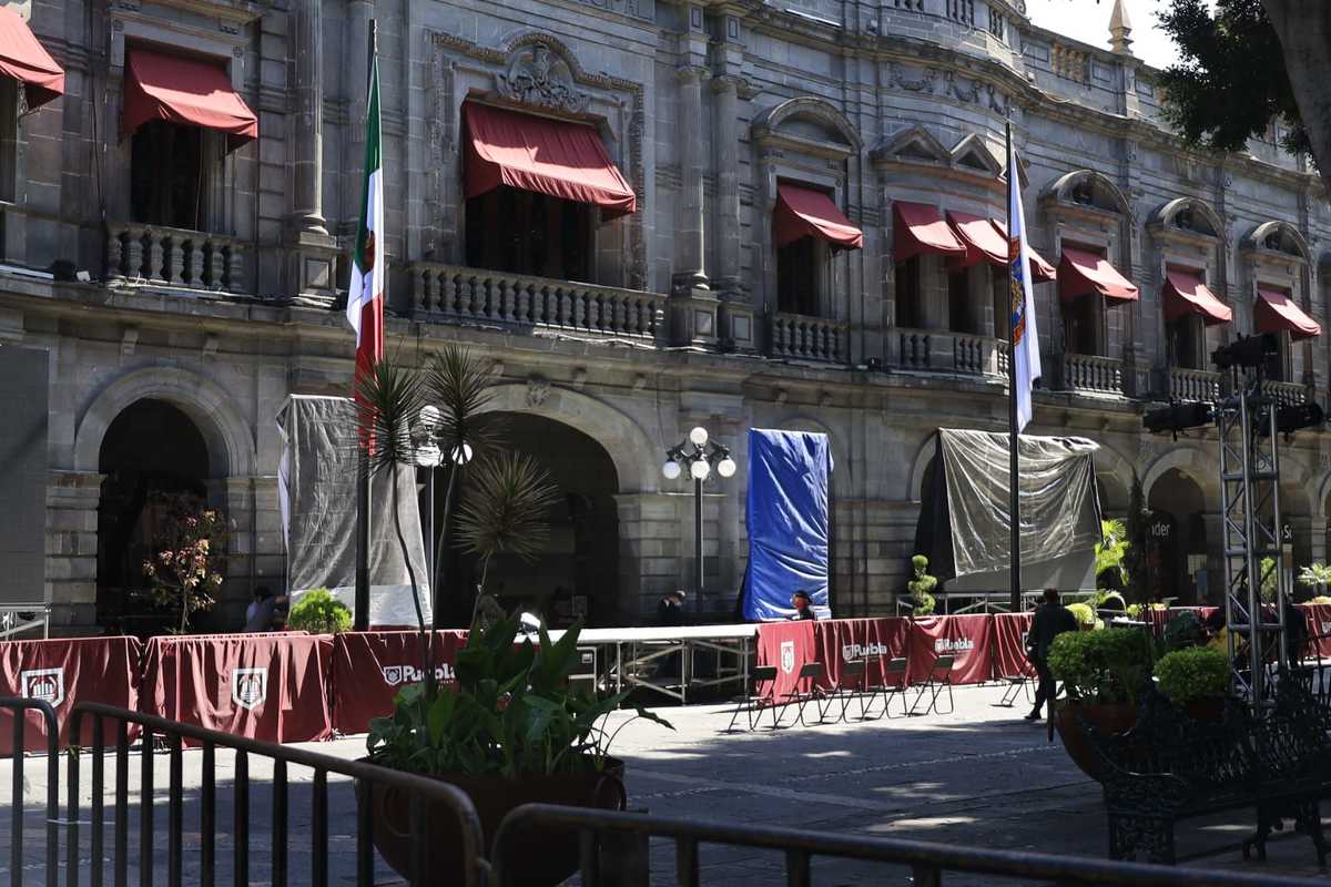 Alistan escenario para el tercer informe de Claudia Rivera | Andrés Lobato