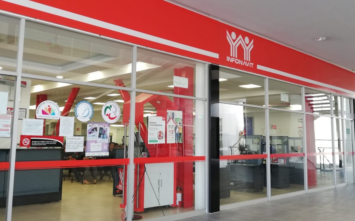 Desde el cierre de 2020, la banca comercial y el Infonavit revirtieron la tendencia decreciente en la colocación de crédito. (Especial)