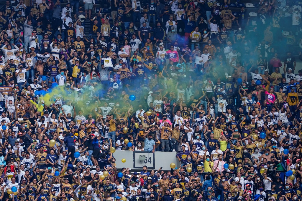 Porra de Pumas en el juego ante América (Imago7)
