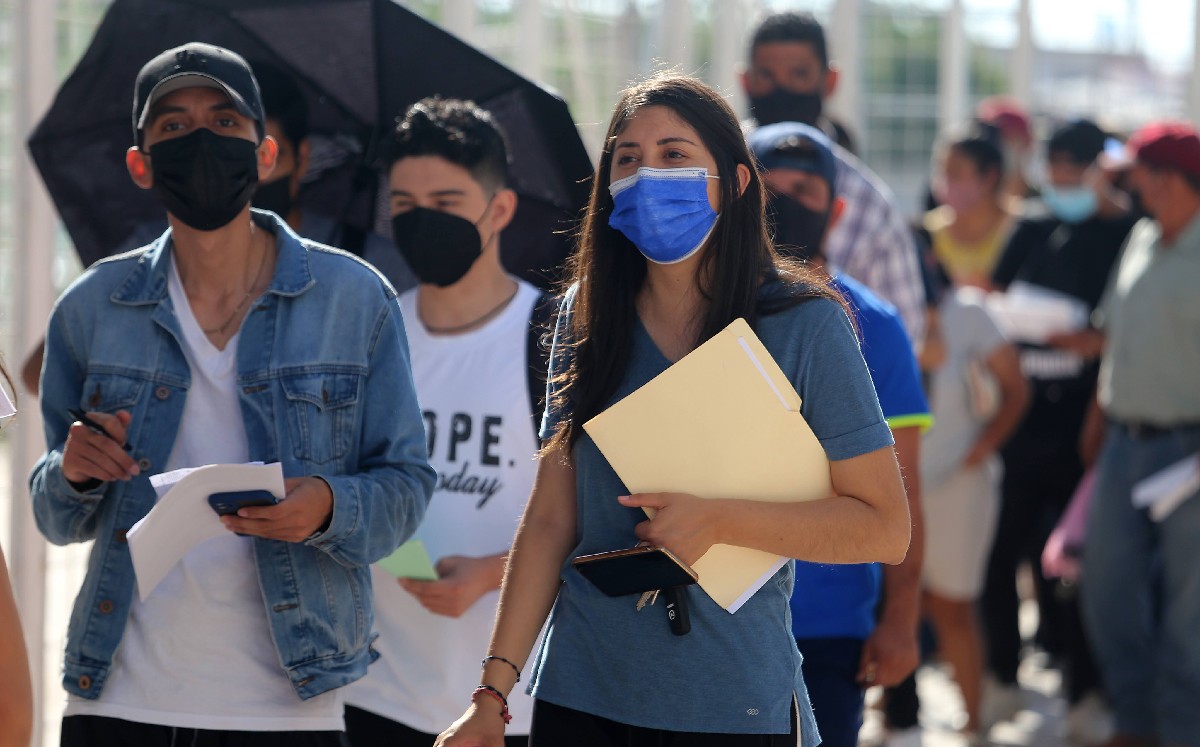 En Coahuila el índice de positividad de pruebas disminuyó del 33 al 29 por ciento. (Mauricio Román)