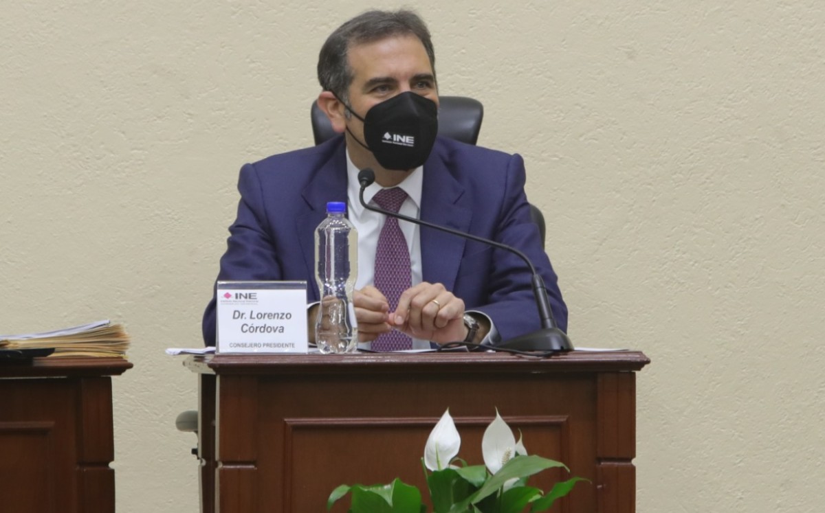 En un hecho inédito, los líderes parlamentarios acordaron citar al consejero presidente del INE. | Especial