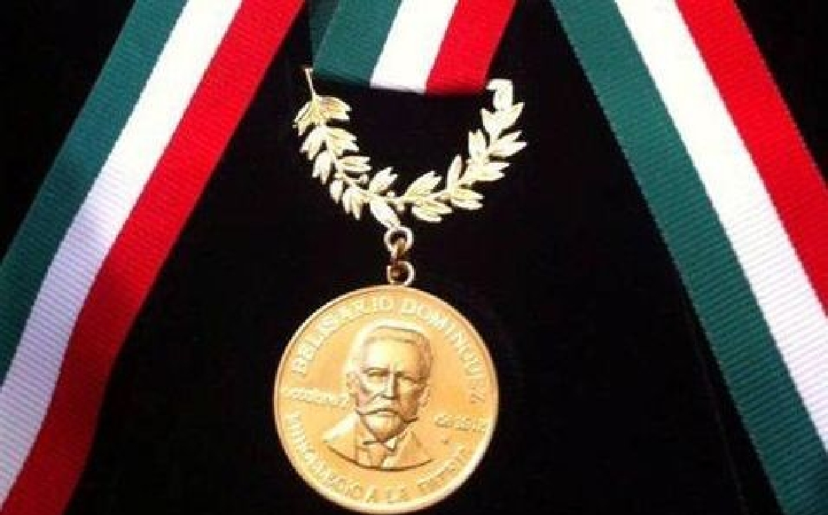 La medalla de este año será entregada a Ifigenia Martínez, senadora de Morena y economista. (Senado)