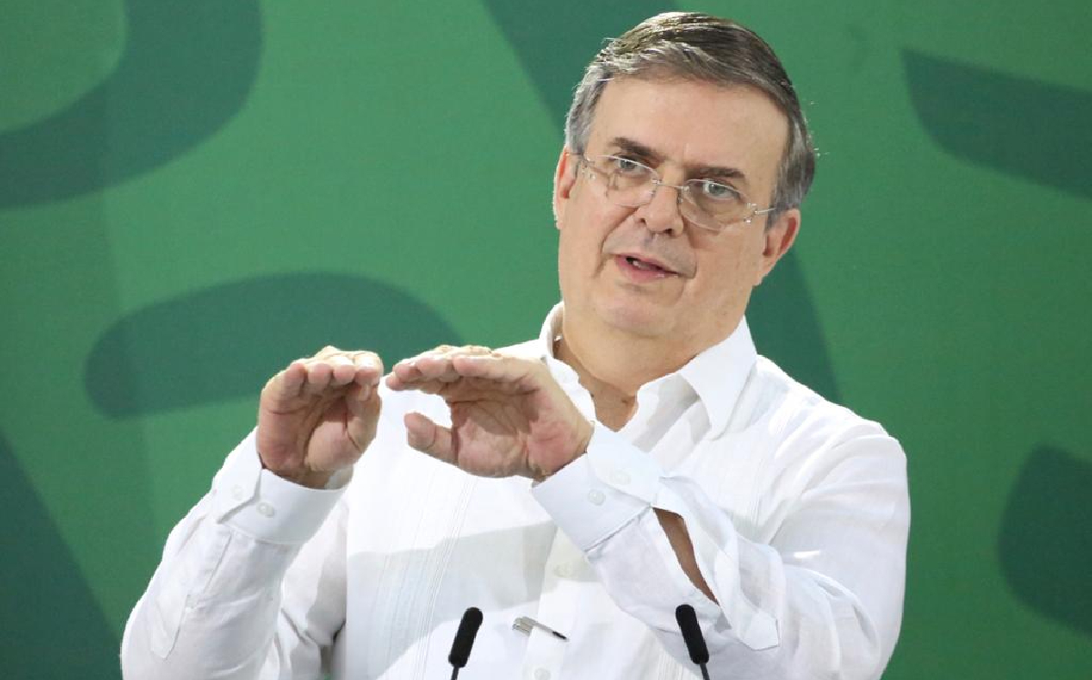 El canciller Marcelo Ebrard durante la conferencia mañanera del Presidente desde Veracruz. (Ariel Ojeda)