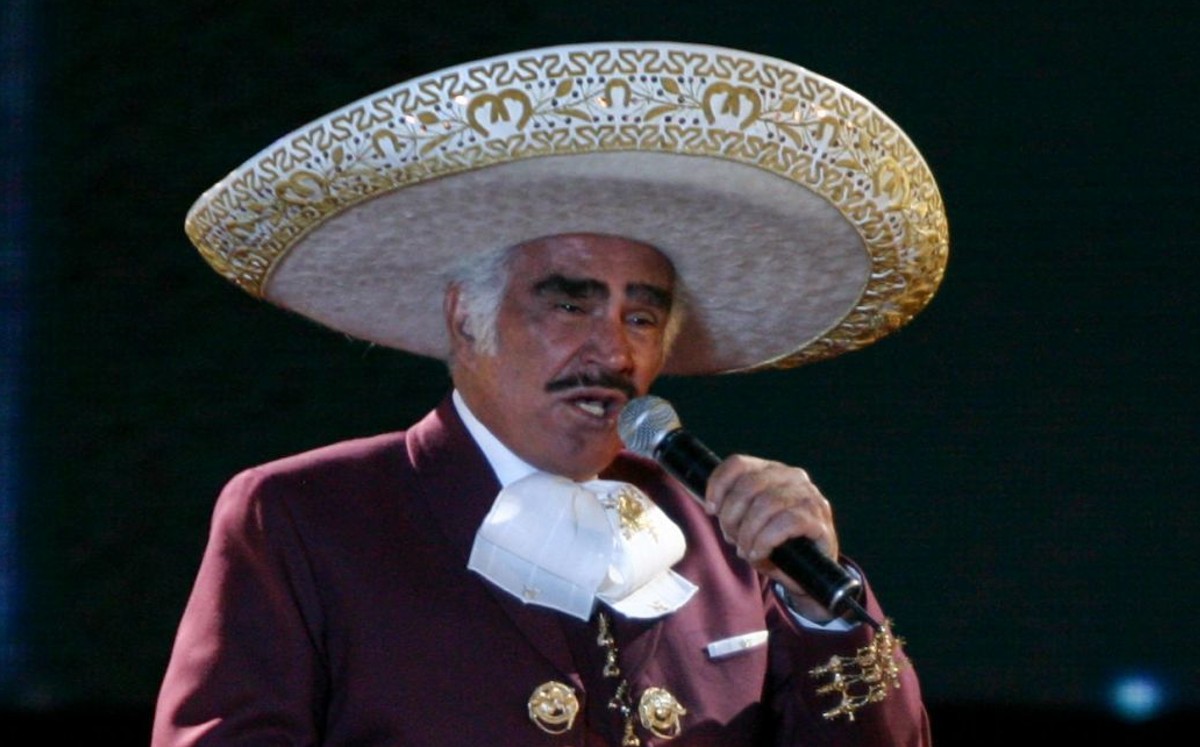 El cantante permanece hospitalizado. (Cuartoscuro)