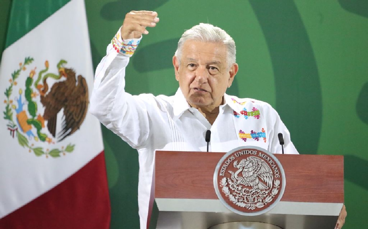 El Presidente señaló que el edificio no debió de ser construido en esa zona. (Ariel Ojeda)