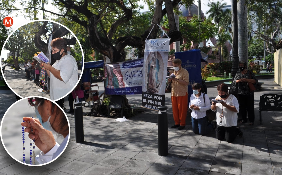 Rezan por el fin del aborto frente a catedral de Tampico (Sergio Sánchez)
