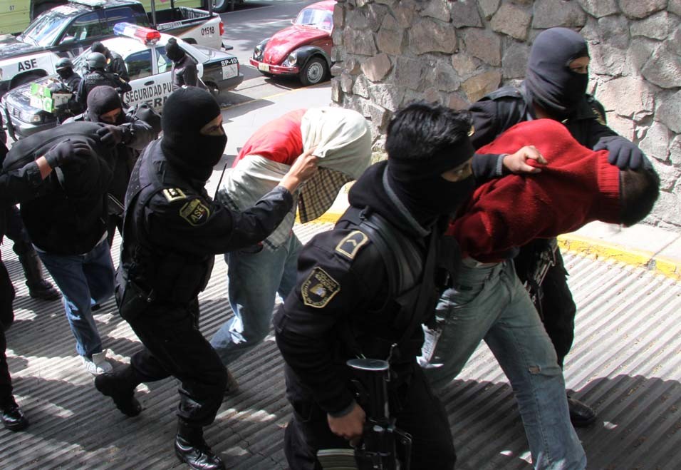 La propuesta es de cinco a 10 años de prisión y de 300 a mil 500 días de multa. (Archivo)