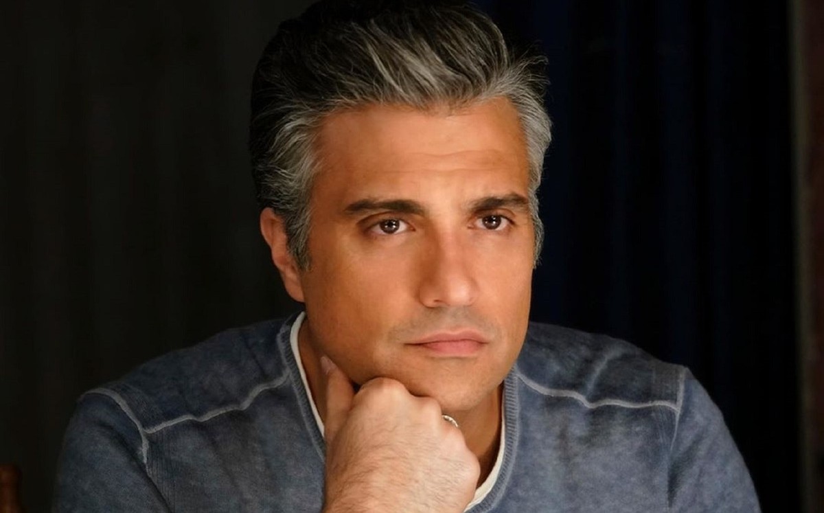 Jaime Camil canta Himno de EU (Instagram).