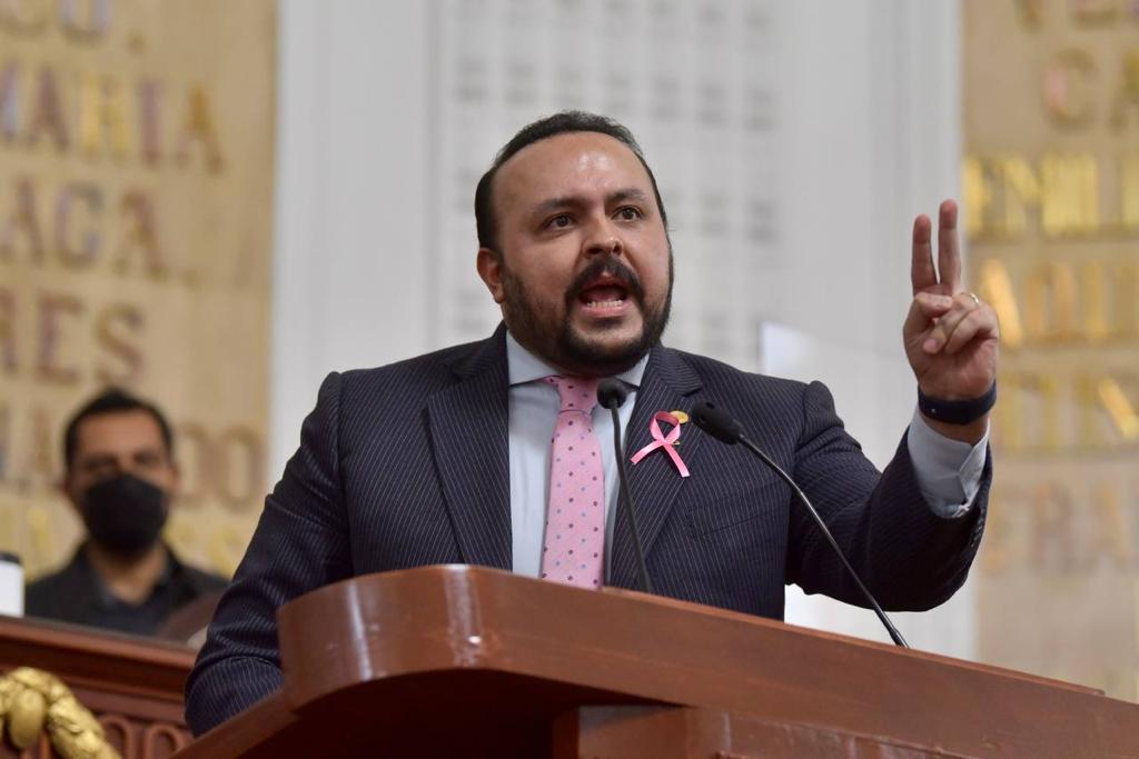 Ricardo Rubio informó que en la Ciudad de México hay más de un millón 490 mil adultos mayores, es decir, cerca del 16 por ciento de los habitantes. (E
